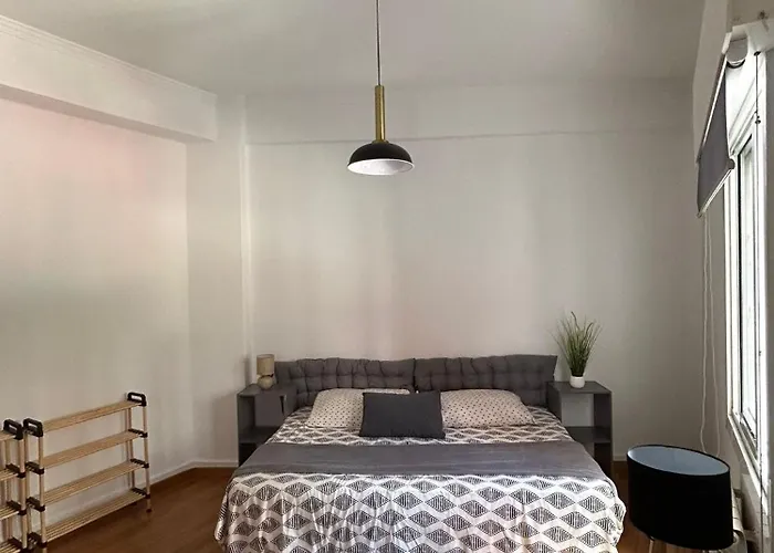 Plaza America - Feel The Vibe Βίγκο